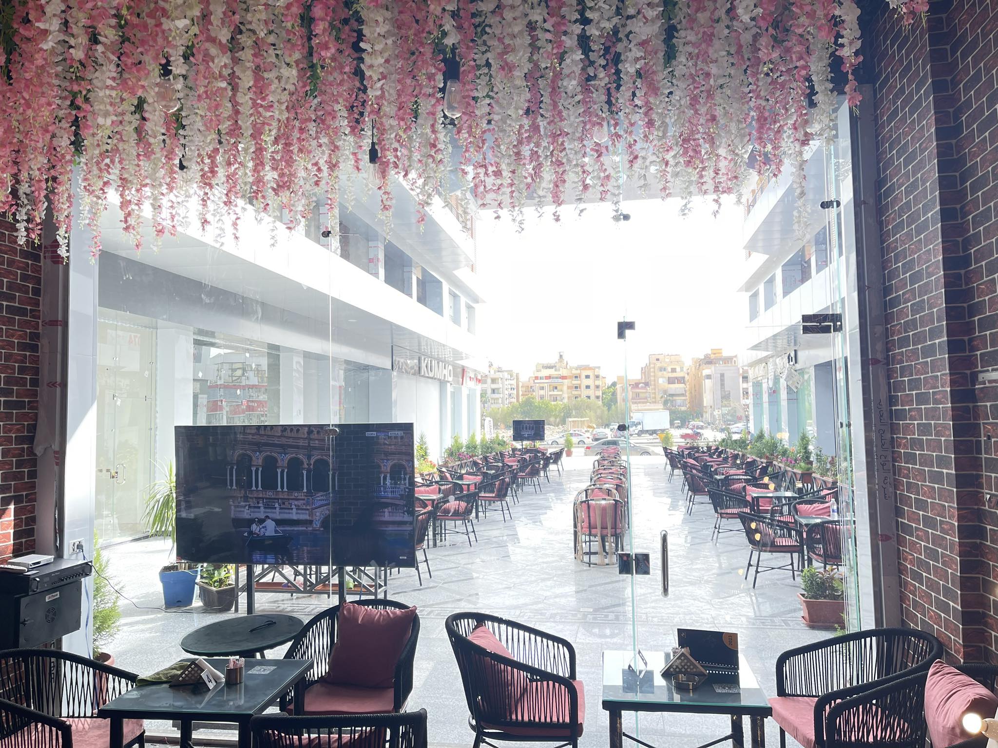 Tosca Cafe - توسكا كافيه