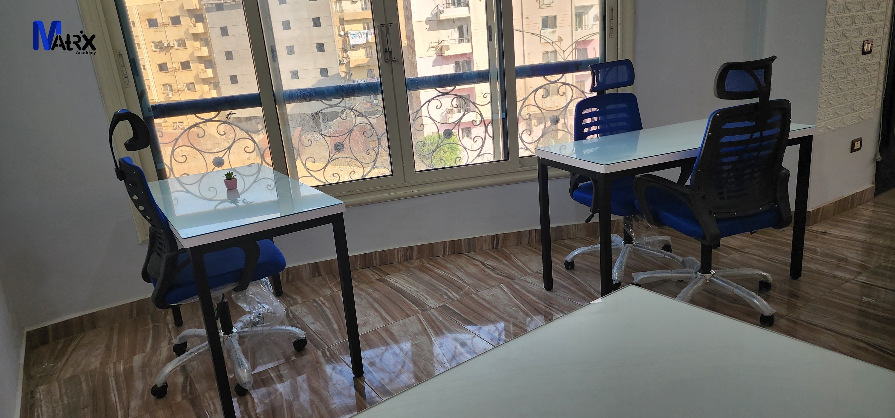 co working space مساحة عمل مشتركة